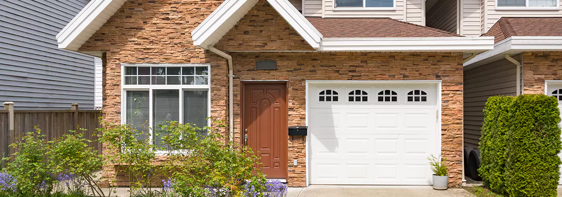 Sears Vinyl Garage Door Repairs in Niagara Falls, Ontario